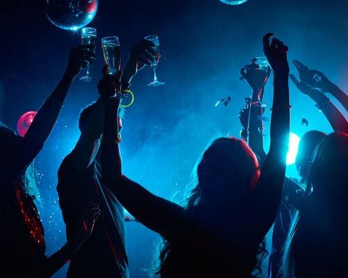 Clubs & Bars